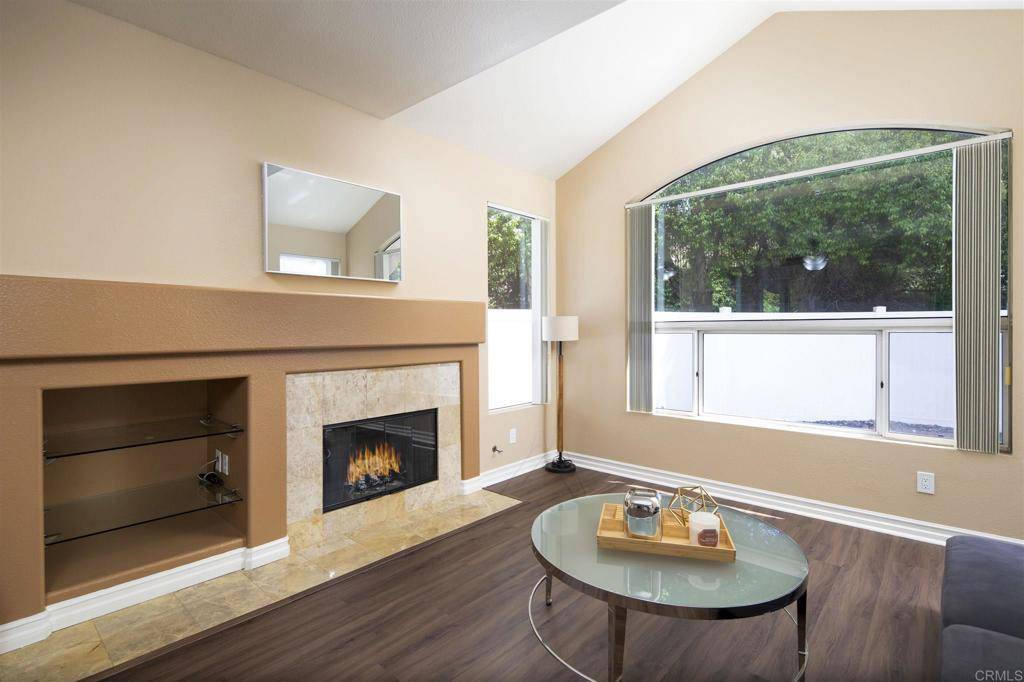 Chula Vista, CA 91910,403 Sanibelle CIR #14