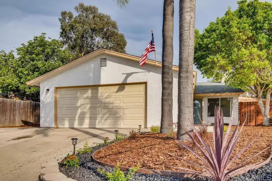 1171 Eklund CT, Vista, CA 92083