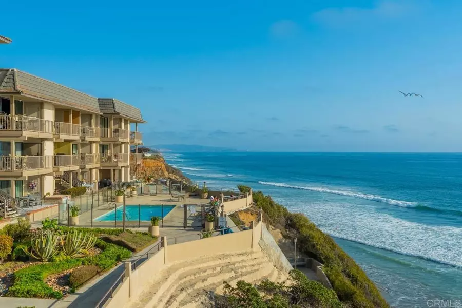 769 Ocean Surf Dr, Solana Beach, CA 92075