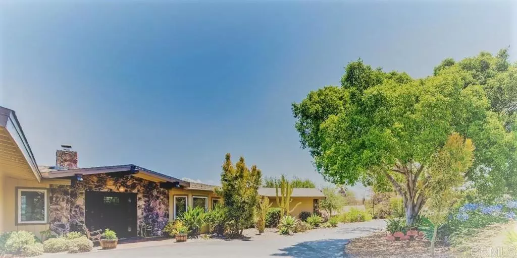 Fallbrook, CA 92028,4852 San Jacinto CIR E