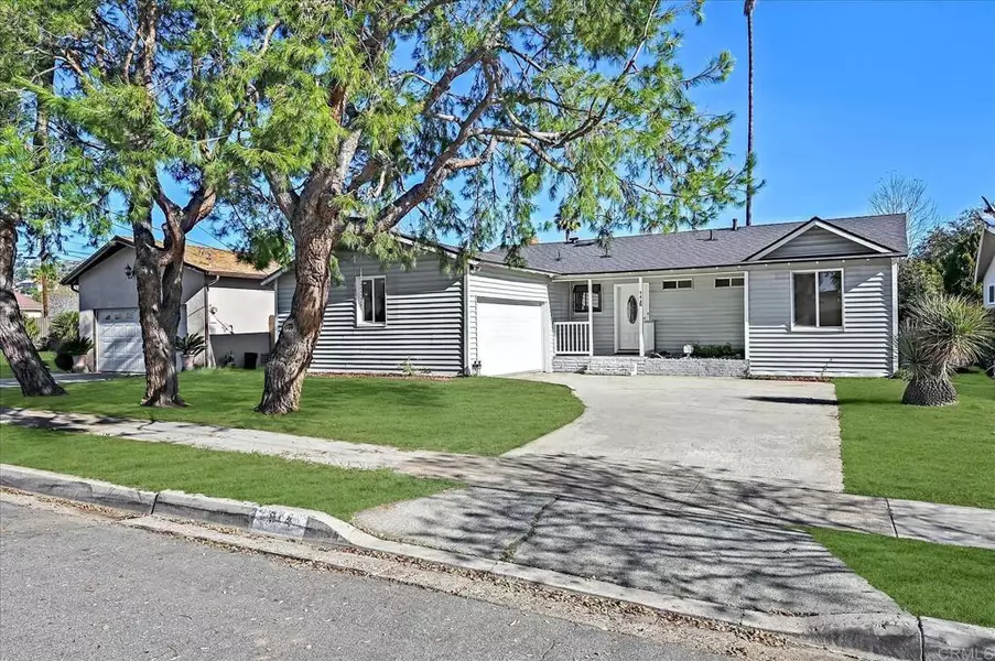 944 Camellia ST, Escondido, CA 92027