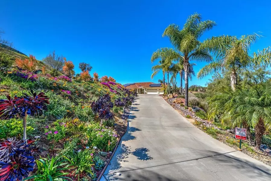 3734 Foxglove Lane, Fallbrook, CA 92028