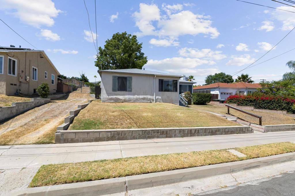 La Mesa, CA 91942,7204 Colony RD