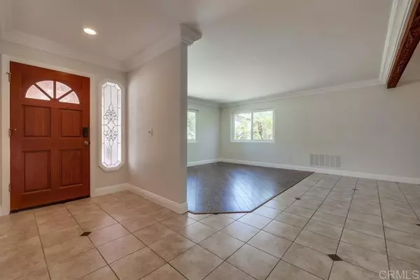 Vista, CA 92083,156 Evvia CT