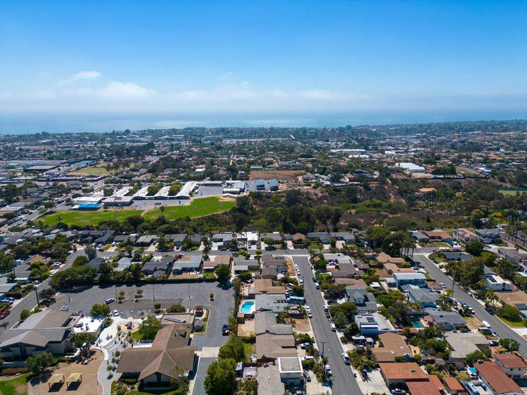 Encinitas, CA 92024,1027 San Abella