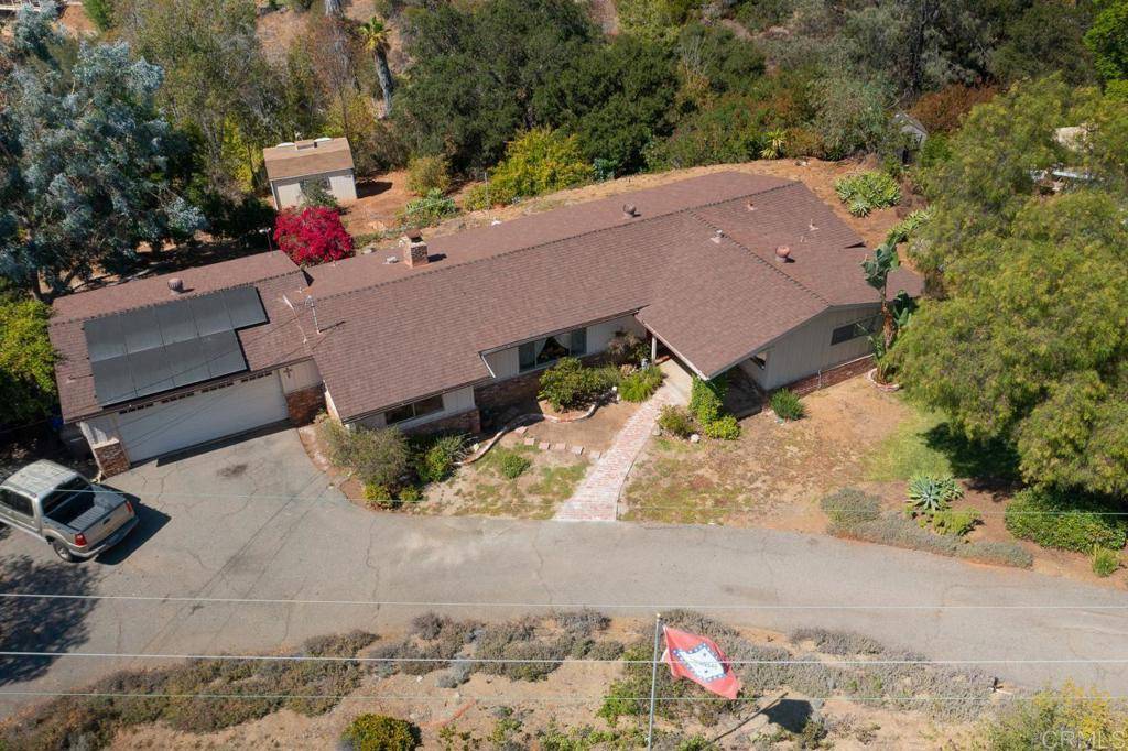 1940 Stonewall Lane, Vista, CA 92084