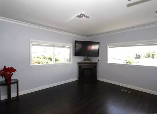 San Marcos, CA 92078,3535 Linda Vista DR #4