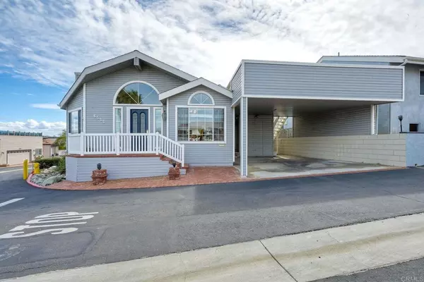 Carlsbad, CA 92011,6533 Easy ST