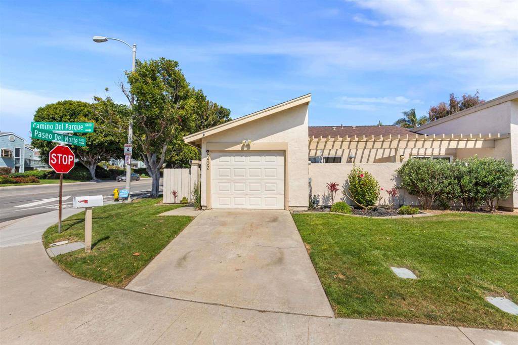 Carlsbad, CA 92011,6402 Camino Del Parque