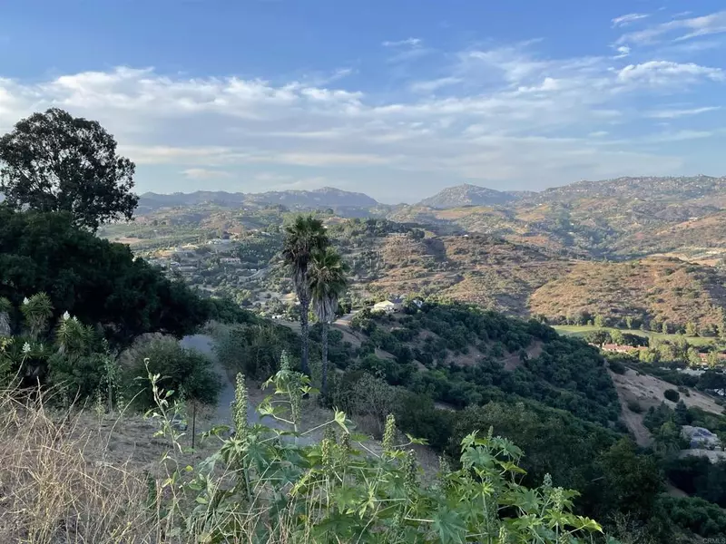 0 Puerto Del Mundo, Fallbrook, CA 92028