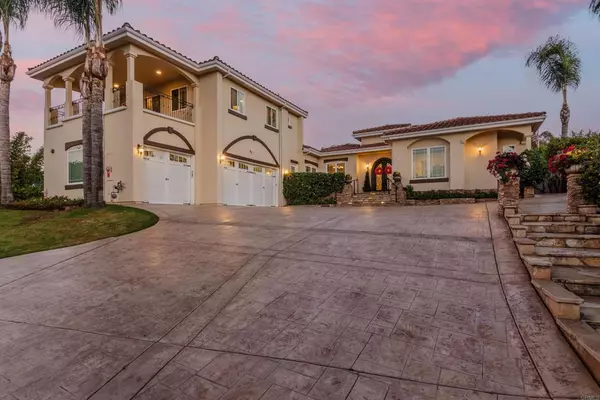 Vista, CA 92081,712 Vale View DR