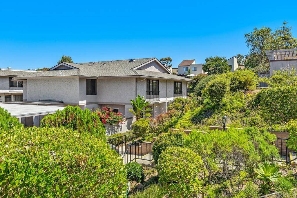 9544 Easter Way, San Diego, CA 92121