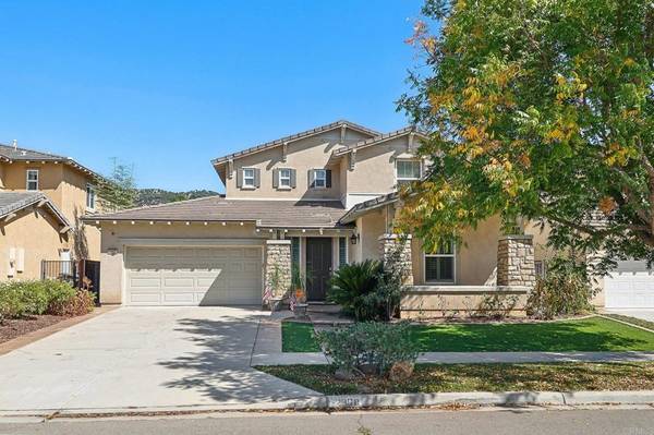 2960 Oro Blanco Cir, Escondido, CA 92027