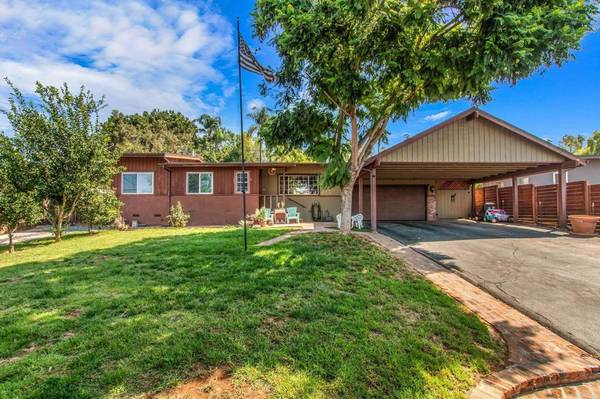 2112 Alexander DR, Escondido, CA 92025