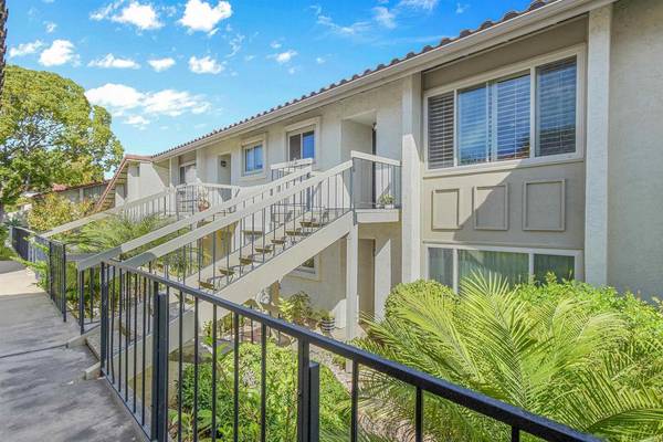 1982 Fairlee DR, Encinitas, CA 92024