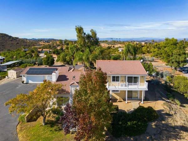 27424 Cool Water Ranch Rd, Valley Center, CA 92082