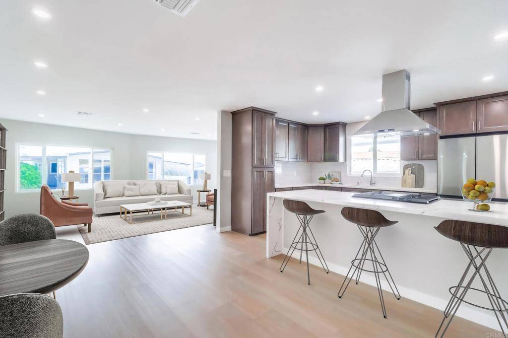 7320 San Bartolo ST, Carlsbad, CA 92011
