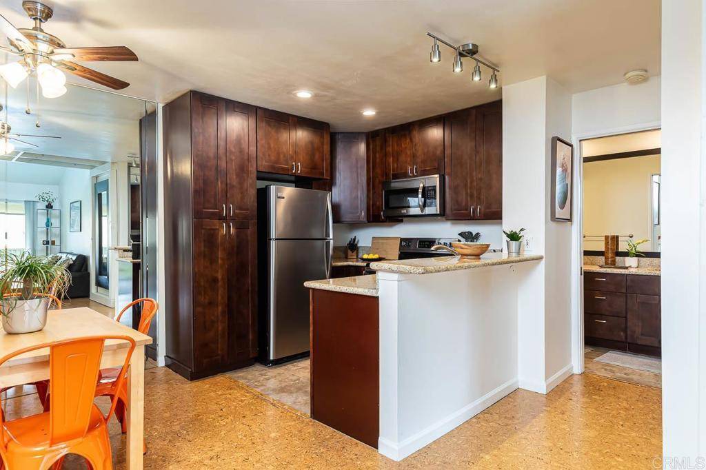 Pacific Beach (san Diego), CA 92109,1775 Diamond #308