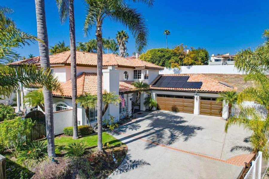 7704 Rocio ST, Carlsbad, CA 92009