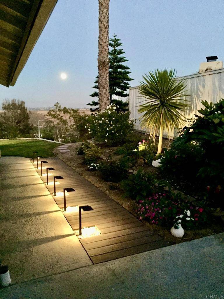 Oceanside, CA 92054,358 Mainsail RD