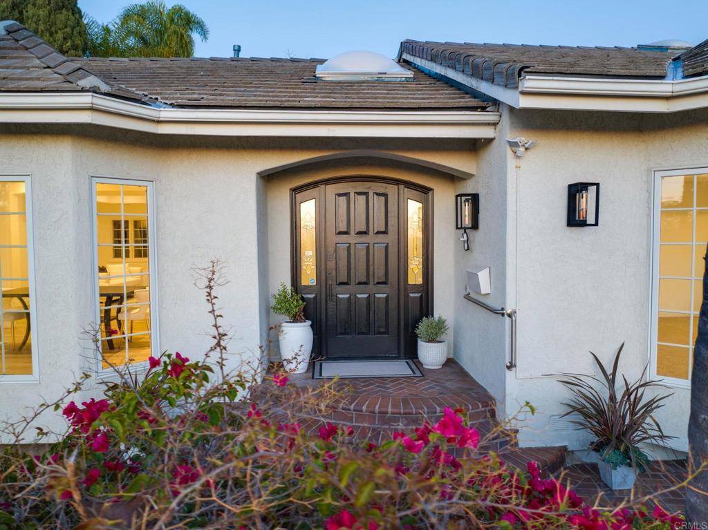 1248 Via Christina, Vista, CA 92084