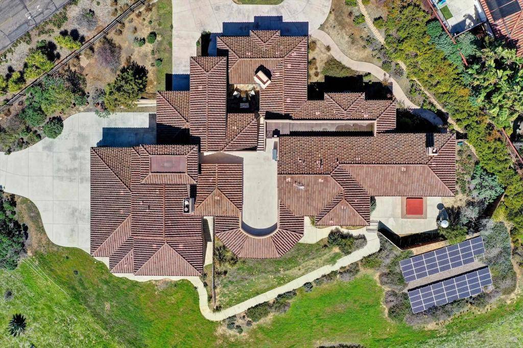 Encinitas, CA 92024,3451 Dove Hollow Rd