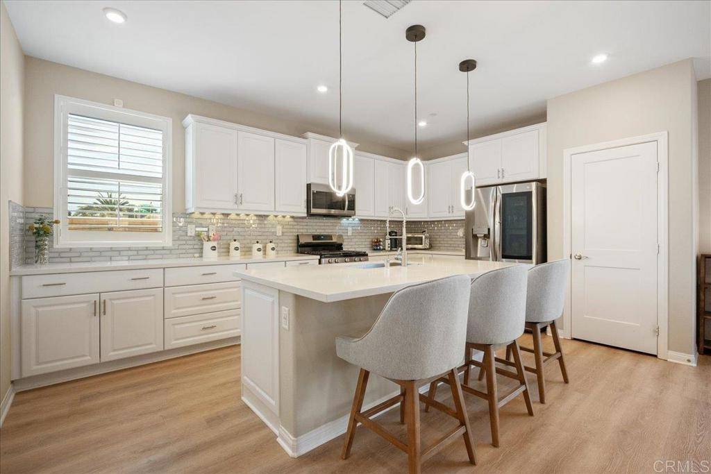 Oceanside, CA 92056,1602 Laurelwood WAY