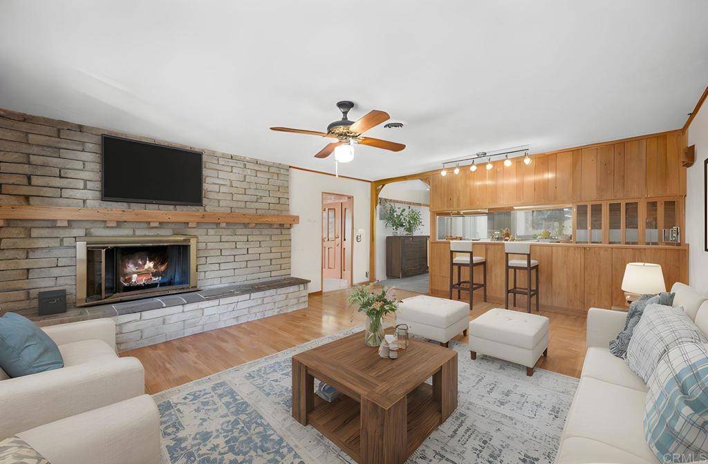 Vista, CA 92084,1320 Morning Glory LN