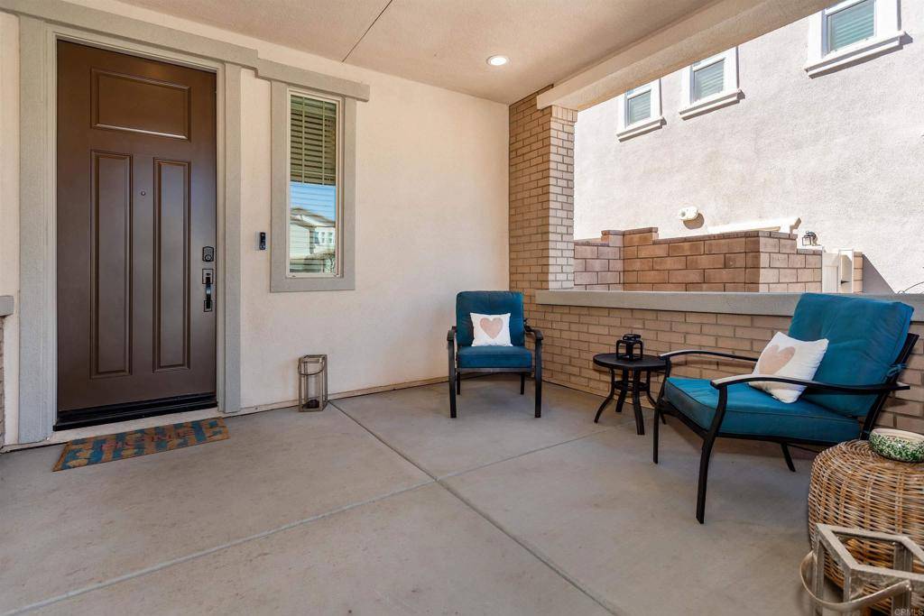 Temecula, CA 92591,32135 Dymondia Way