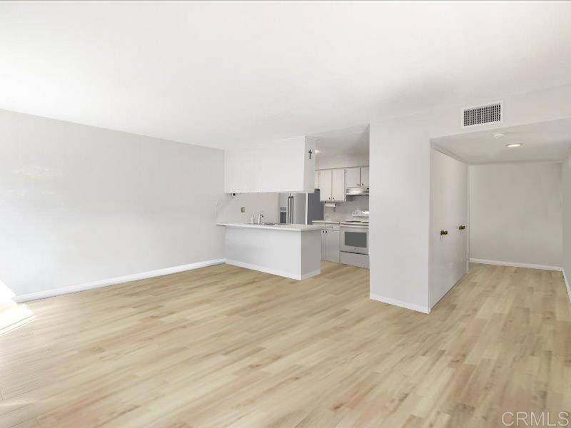 San Diego, CA 92110,4012 Valeta #295