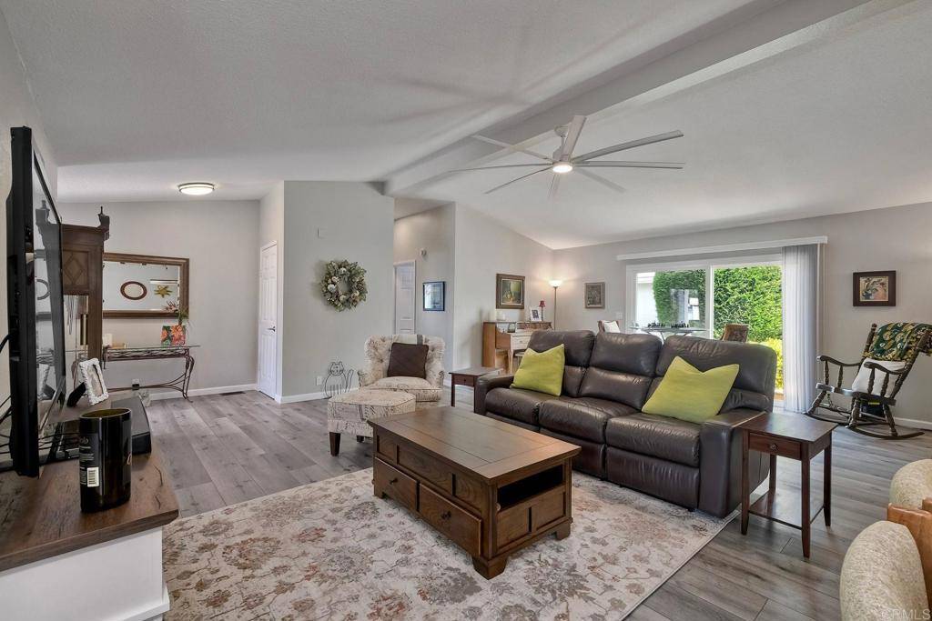 Oceanside, CA 92057,1439 Puritan DR