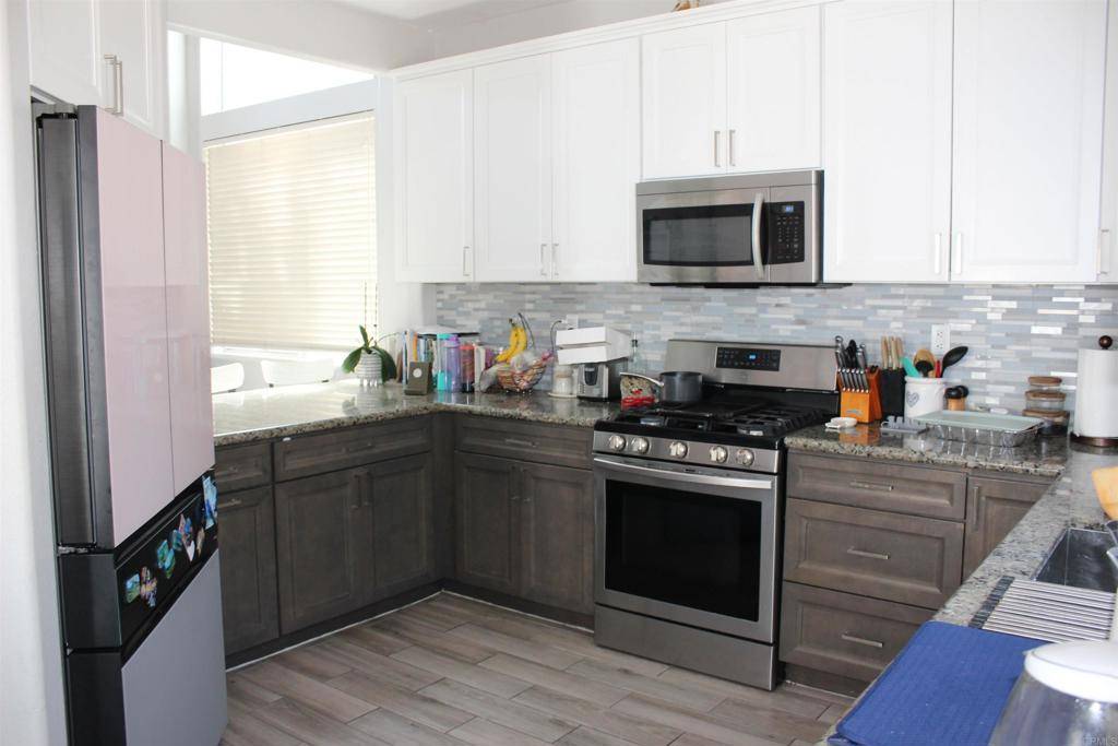 Oceanside, CA 92057,4730 Milano Way