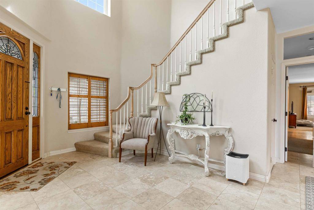 Escondido, CA 92029,1272 Simeon PL