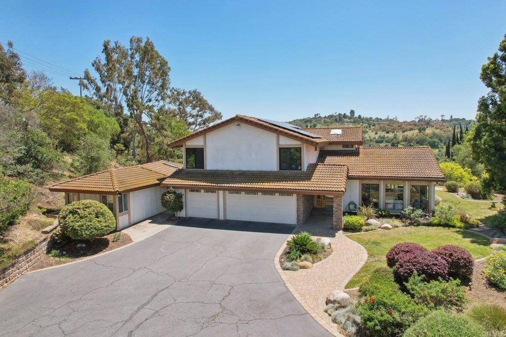 4003 S Mission Rd, Fallbrook, CA 92028