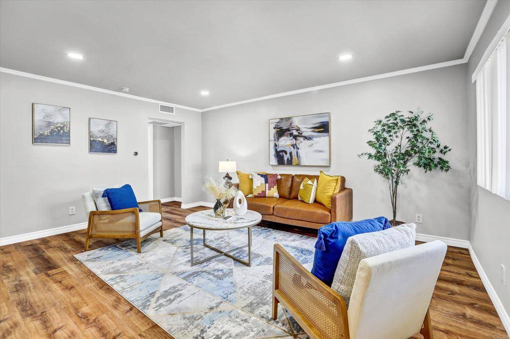 1030 Robinson AVE #204, San Diego, CA 92103