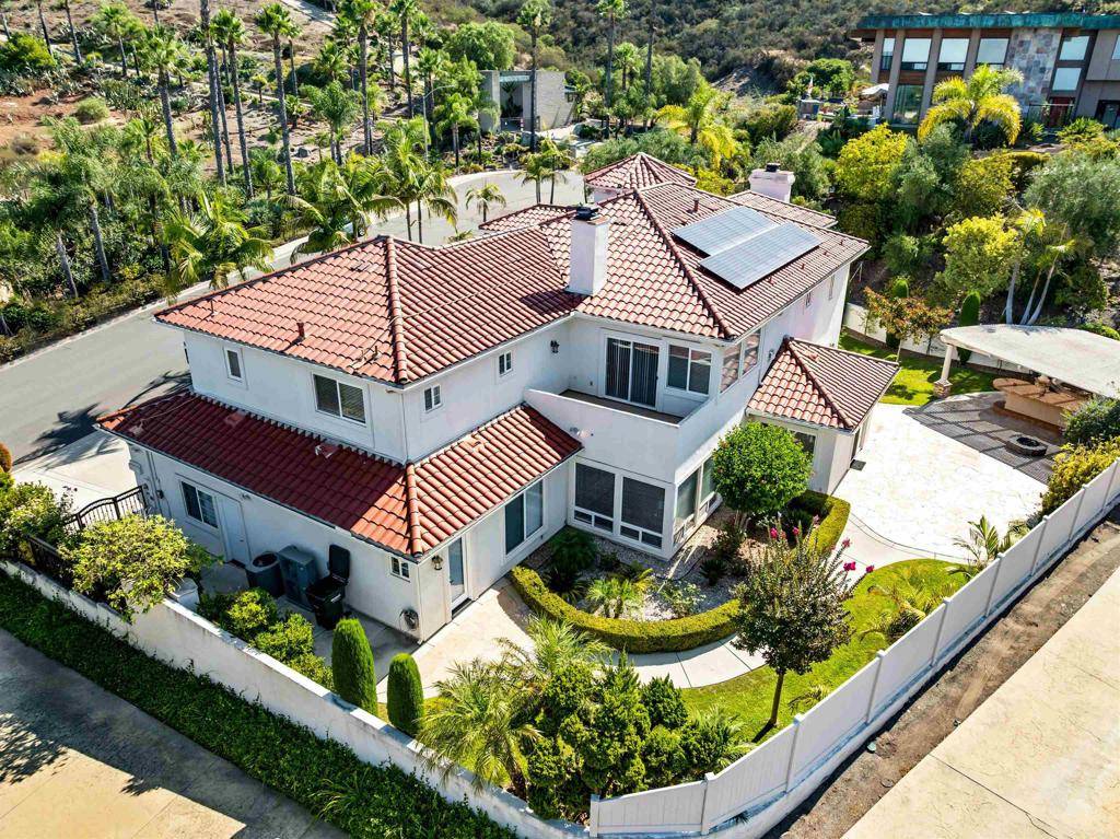 2535 San Clemente AVE, Vista, CA 92084