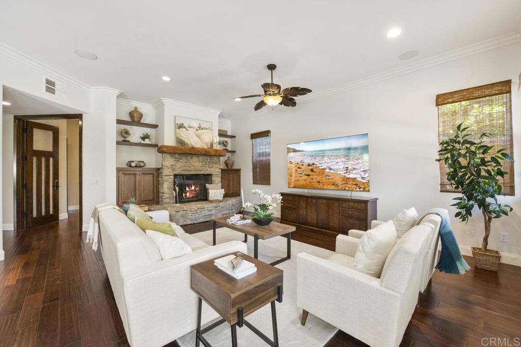 Oceanside, CA 92054,328 Cole WAY