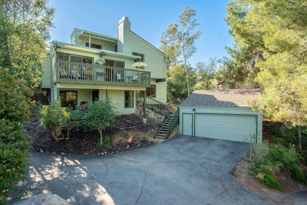 28330 Meadow Glen Way West, Escondido, CA 92026