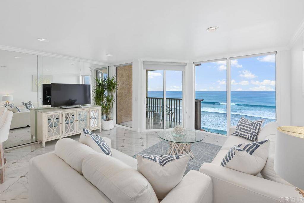 Solana Beach, CA 92075,190 DEL MAR SHORES TERRACE
