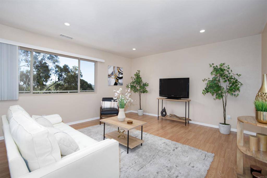 3625 Vista Oceana #18, Oceanside, CA 92057