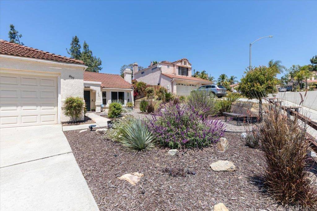Escondido, CA 92026,819 Corte Merano