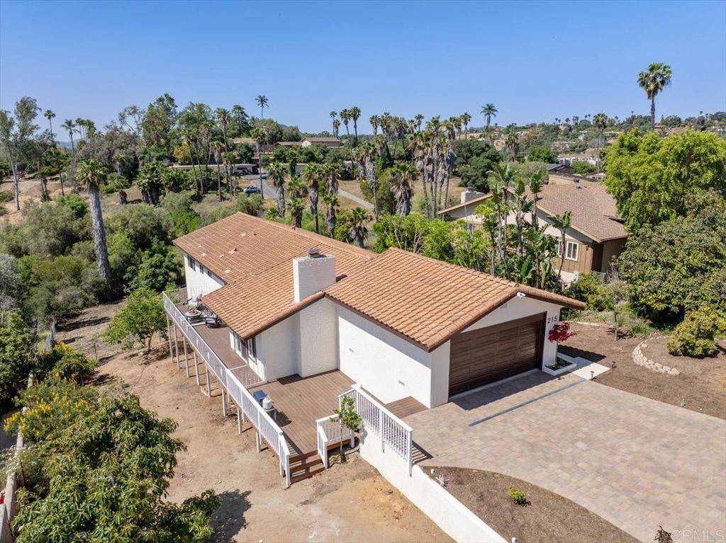 215 Cranston Crest, Escondido, CA 92025