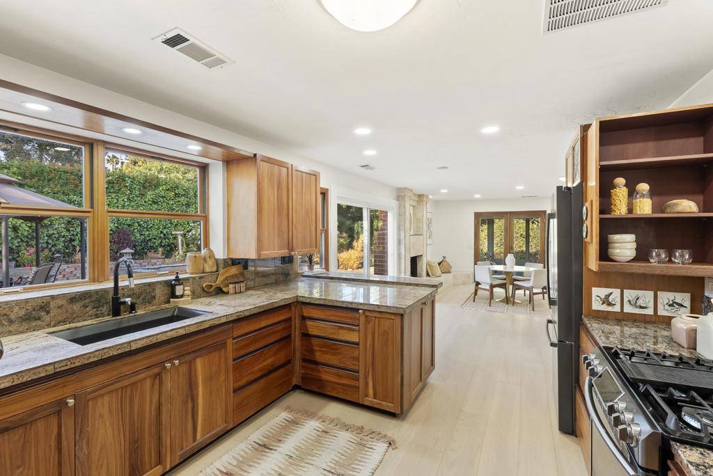 Encinitas, CA 92024,233 233A Cole Ranch RD
