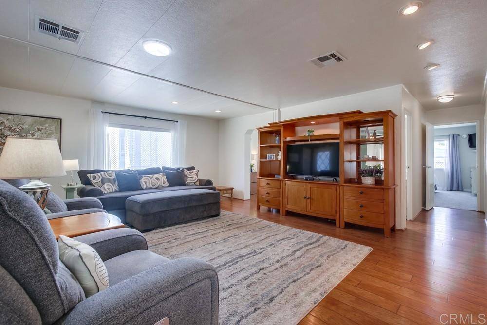San Marcos, CA 92078,650 S Rancho Santa Fe Rd #216