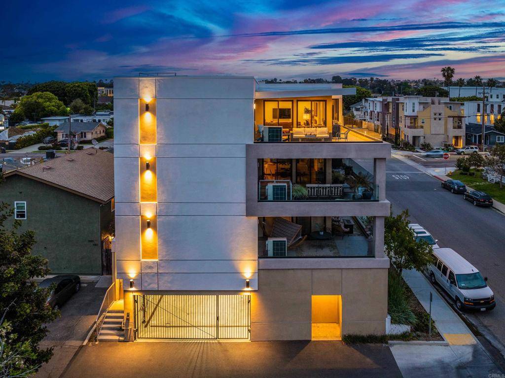 Carlsbad, CA 92008,3097 Madison ST