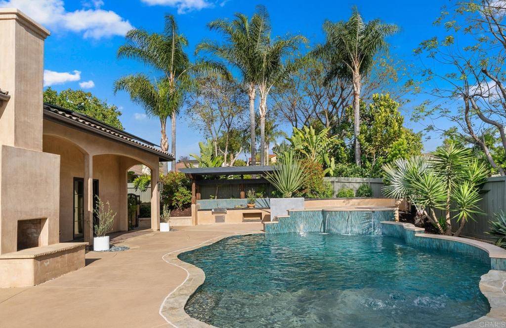 Vista, CA 92084,2398 Prince WAY