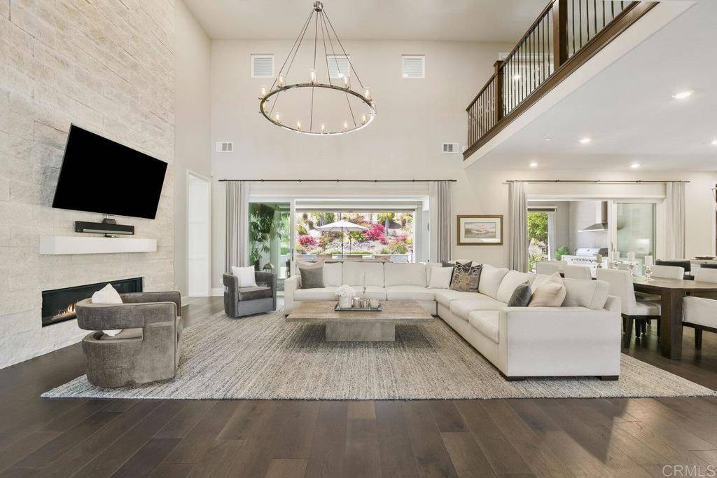 San Diego, CA 92127,8115 Silverwind DR