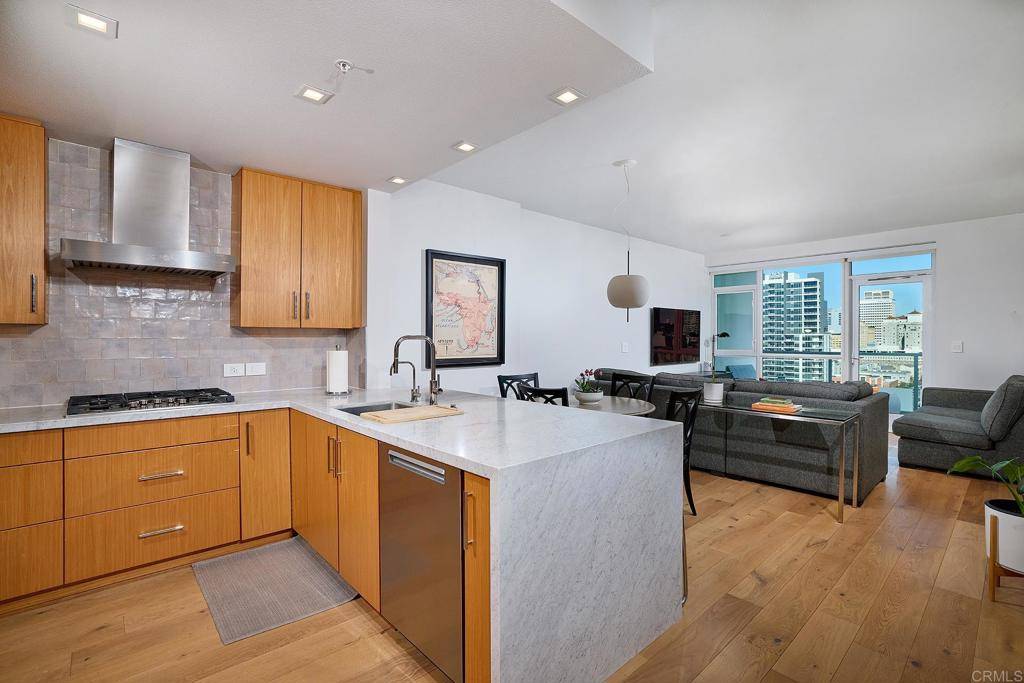 325 7th #1501, San Diego, CA 92101