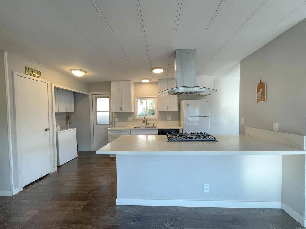 Oceanside, CA 92058,200 N El Camino Real