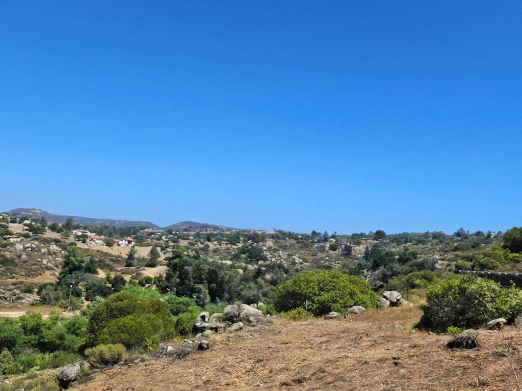Ramona, CA 92065,#3 Hatfield LN